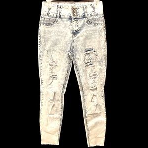 Stretchy acid washed jeans